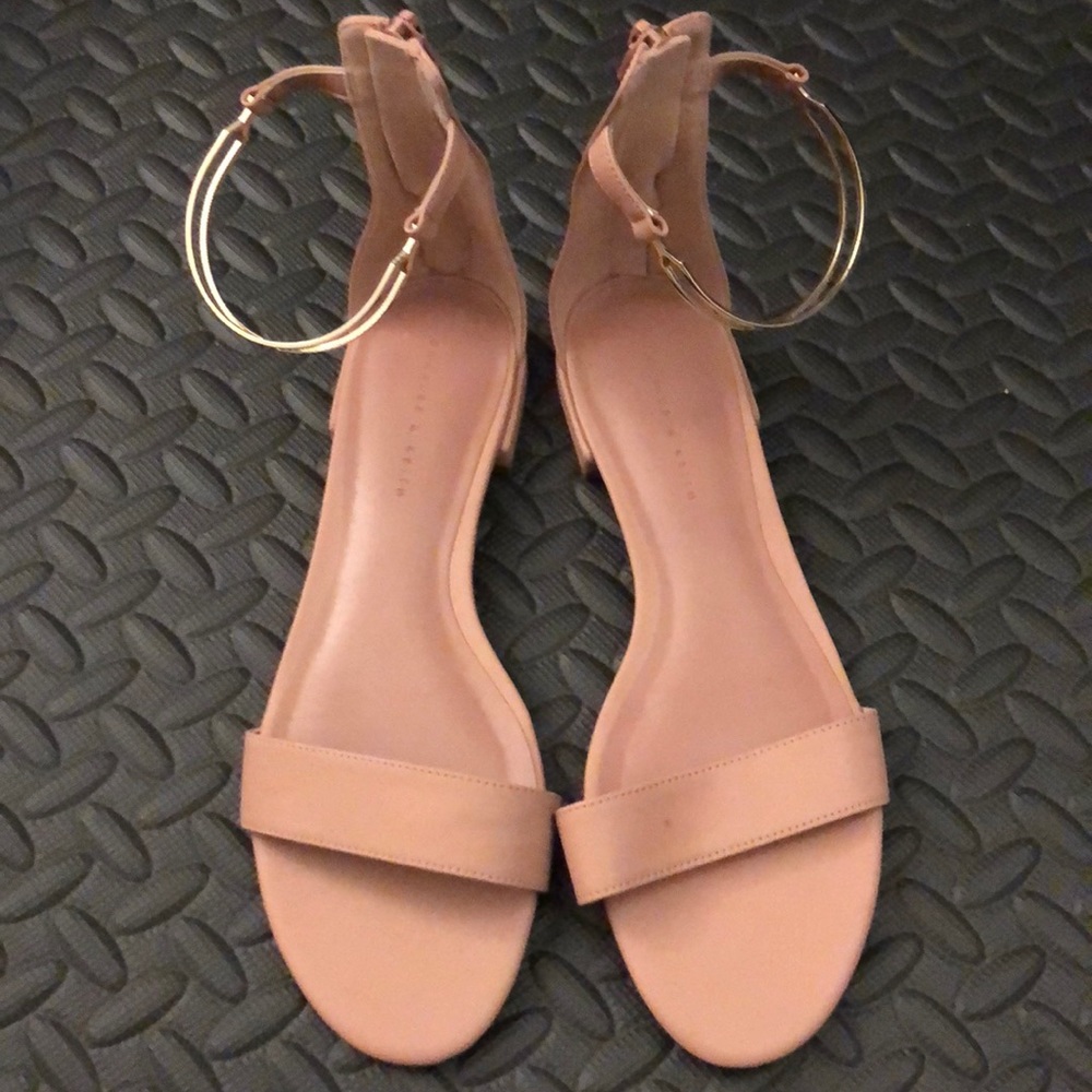 Pink sandals with little to no signs of wear - Picture 1 of 3